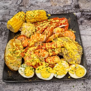 Snow Crab Combo Tray